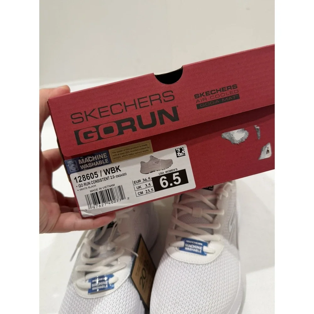 Woman's Sneakers & Athletic Shoes 6.5 SKECHERS Go Run Consistent 2.0 white prepp